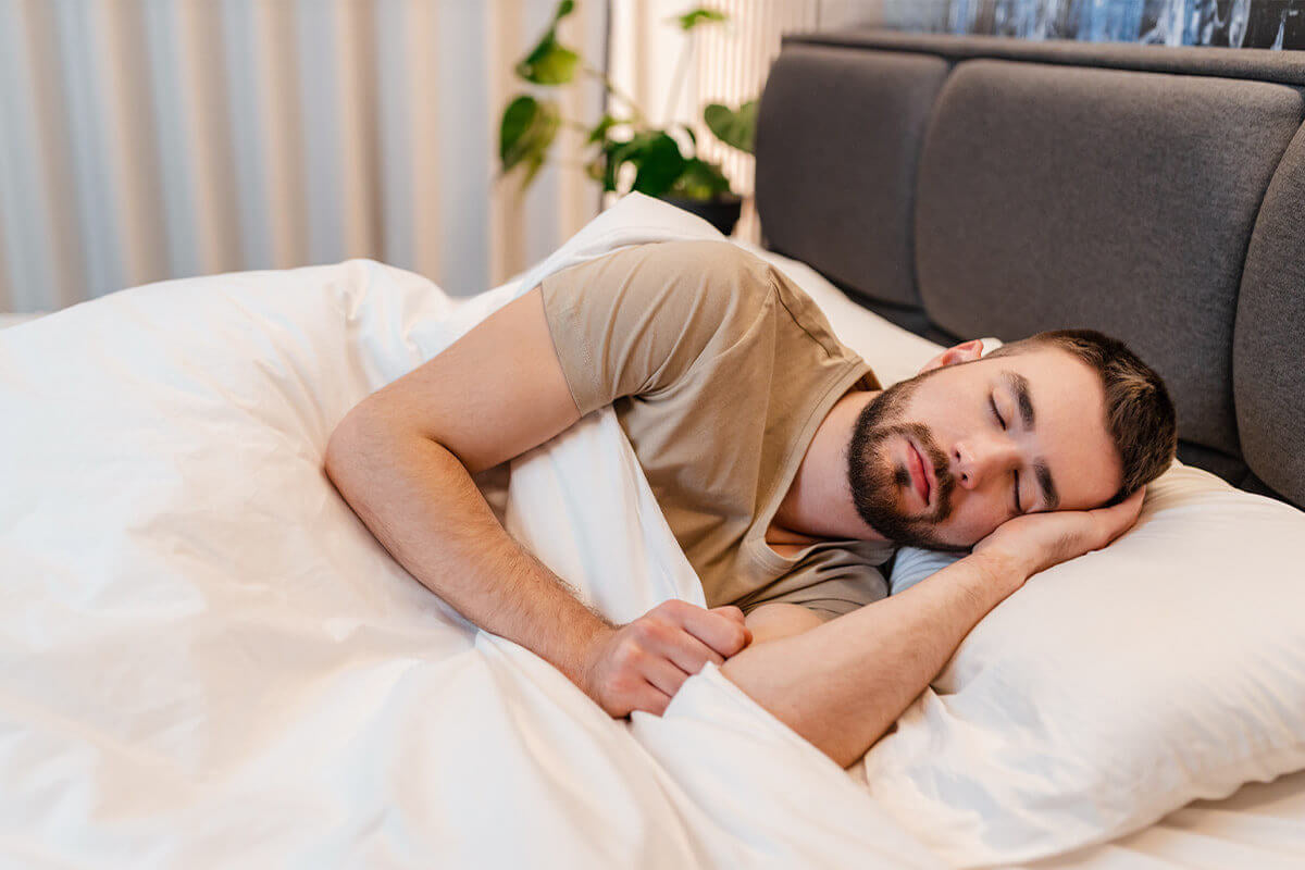 Winterblues oder Winterdepression? Wie Therapiedecken gegen saisonale Verstimmungen helfen können.