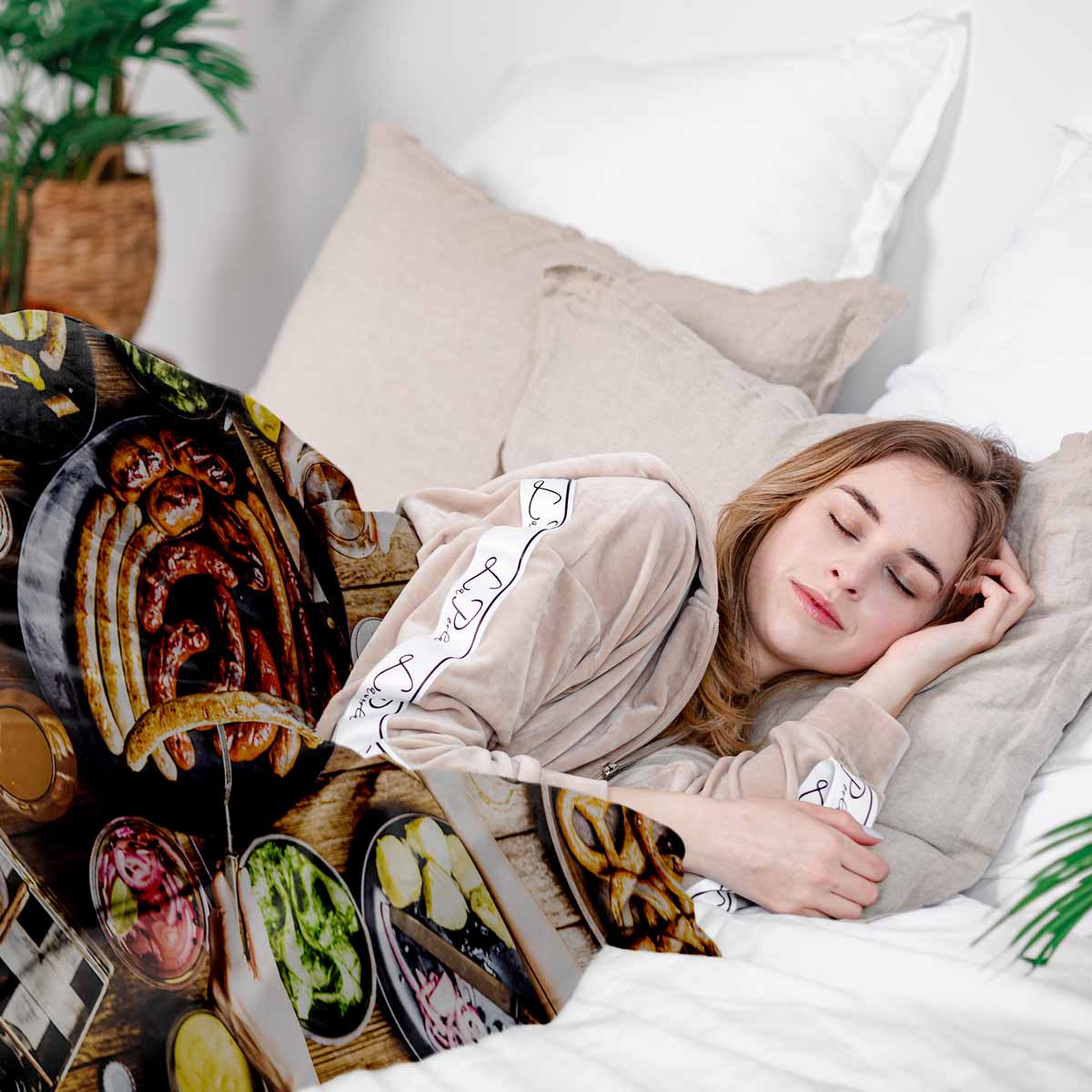 Therapy blankets bedding set with sausage plate