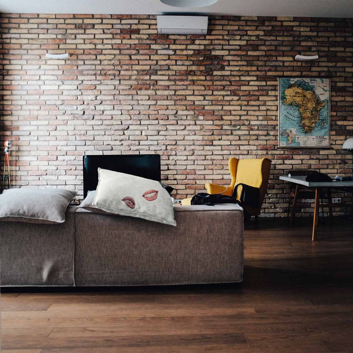 Health Pillow White with Lips