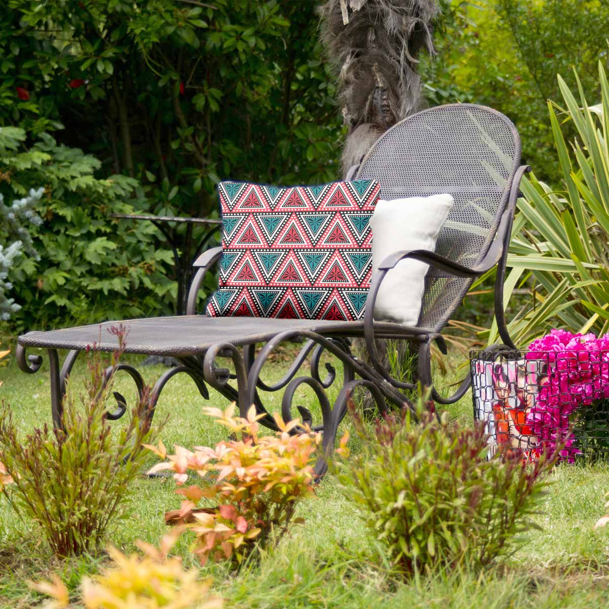 Health pillow with colorful triangles