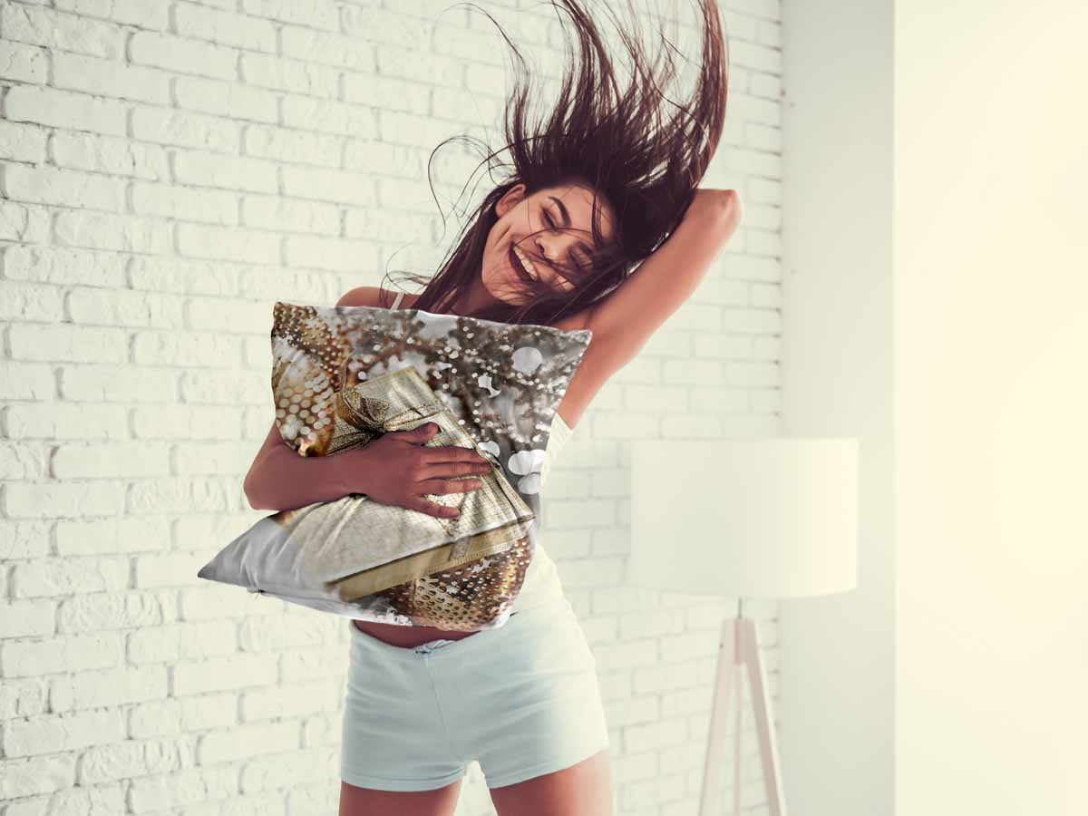 Health pillow with golden gift