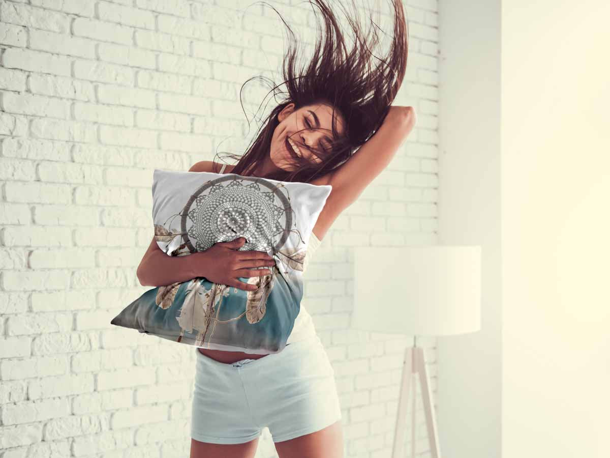 Health pillow with dreamcatcher