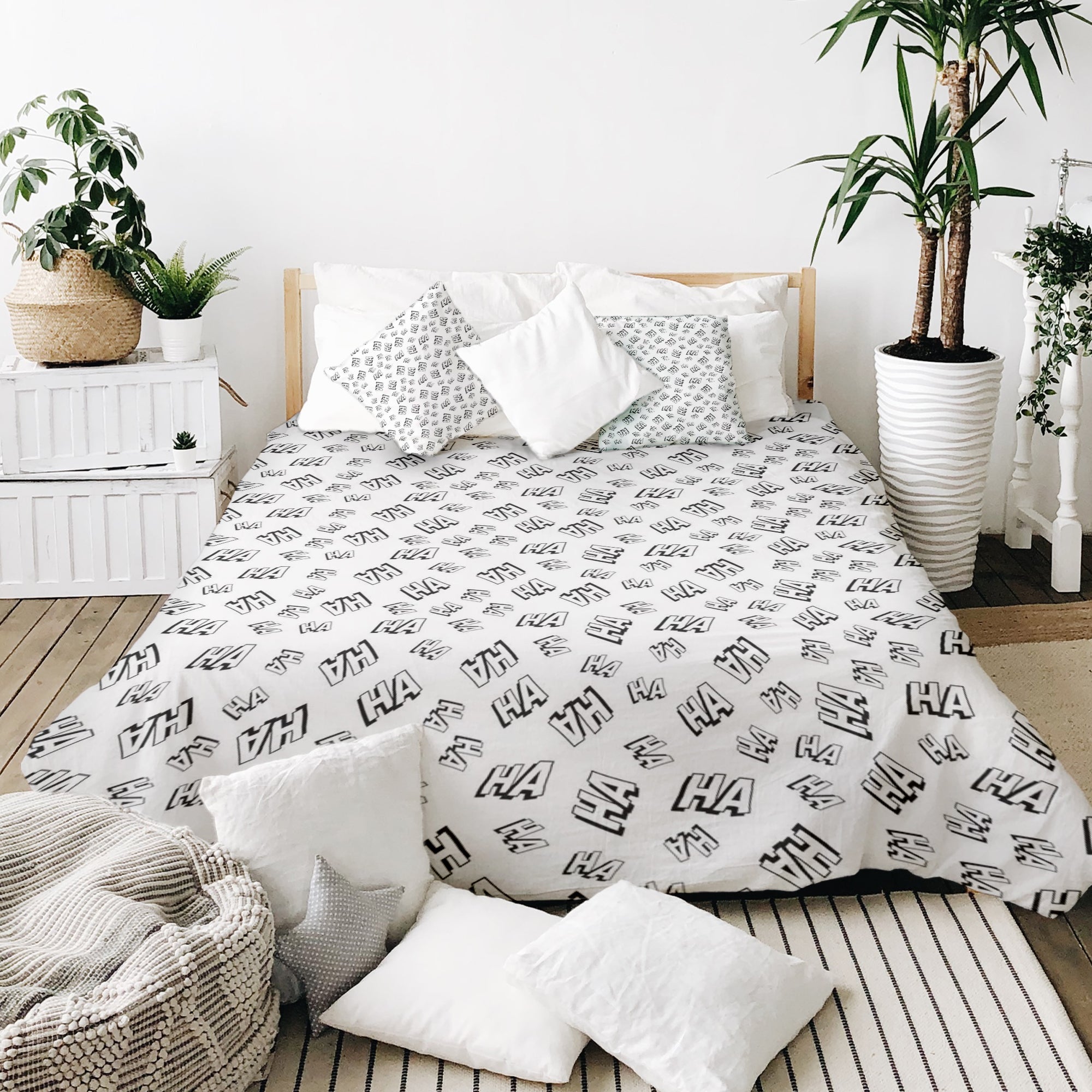 Therapy blankets bedding set white Ha Ha