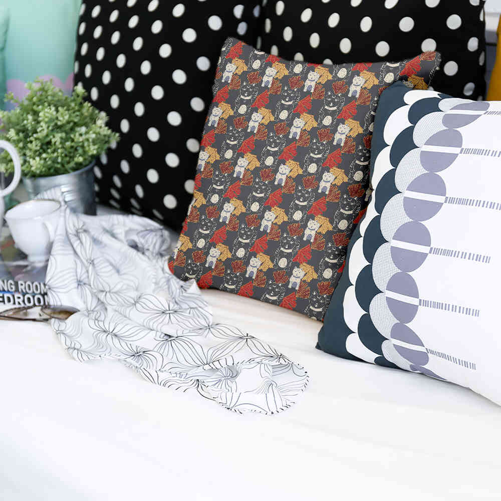 Health Pillow Waving Cat