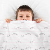 Therapy blanket and bedding set, white with small cats.