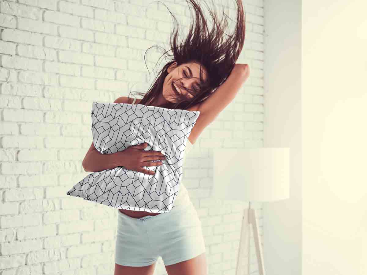 Health pillow white with black pattern