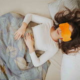 Therapy blanket and bedding set with autumnal leaf pattern.