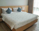 Therapy blanket bedding set, white, airplanes