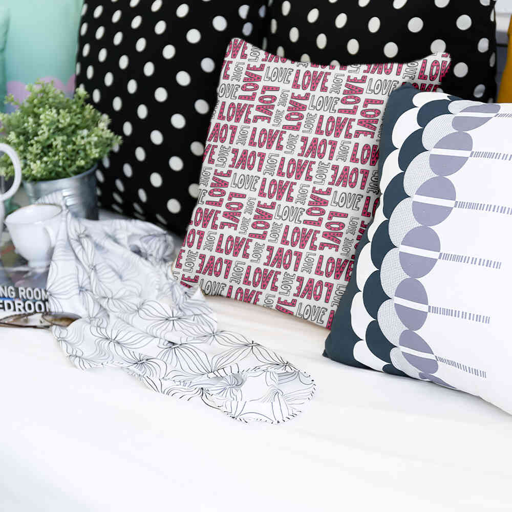 Health Pillow White L.O.V.E