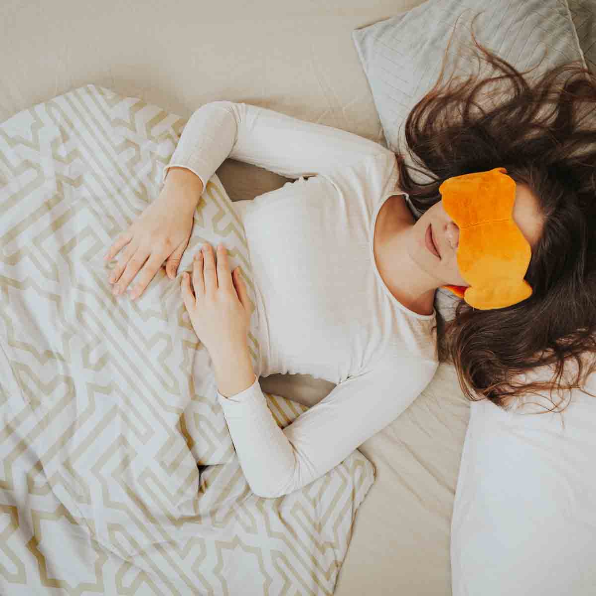 Therapy blankets bedding set beige with shapes