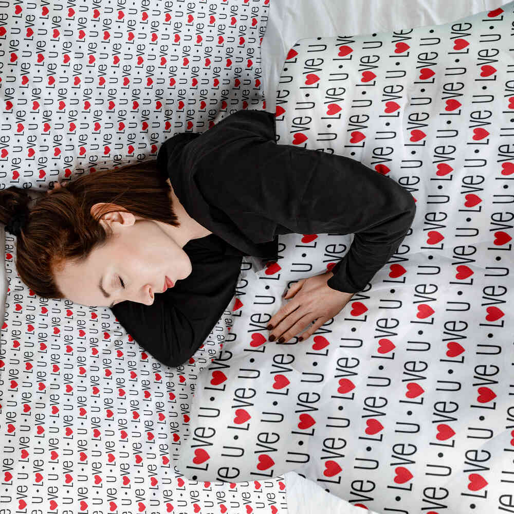 Therapy blankets bedding set white Love U