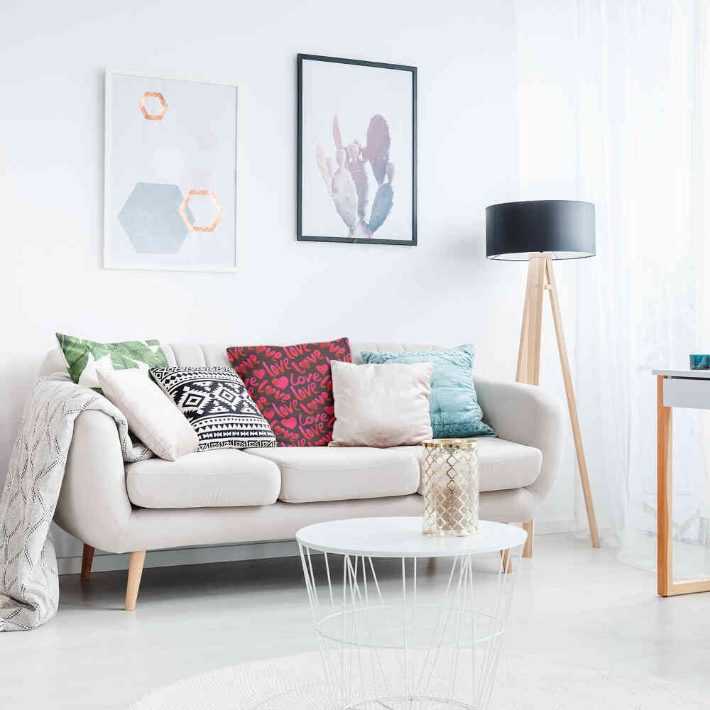 Health pillow black with lettering Love