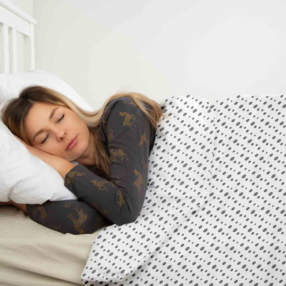 Couverture thérapeutique originale - Housse en coton blanc avec de nombreux points gris