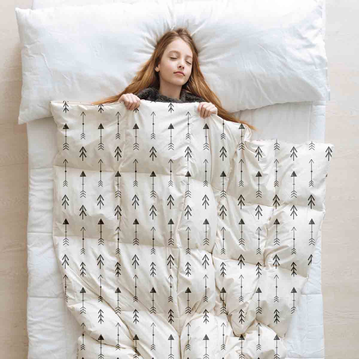 Original therapy blanket - cotton cover white with many black arrows