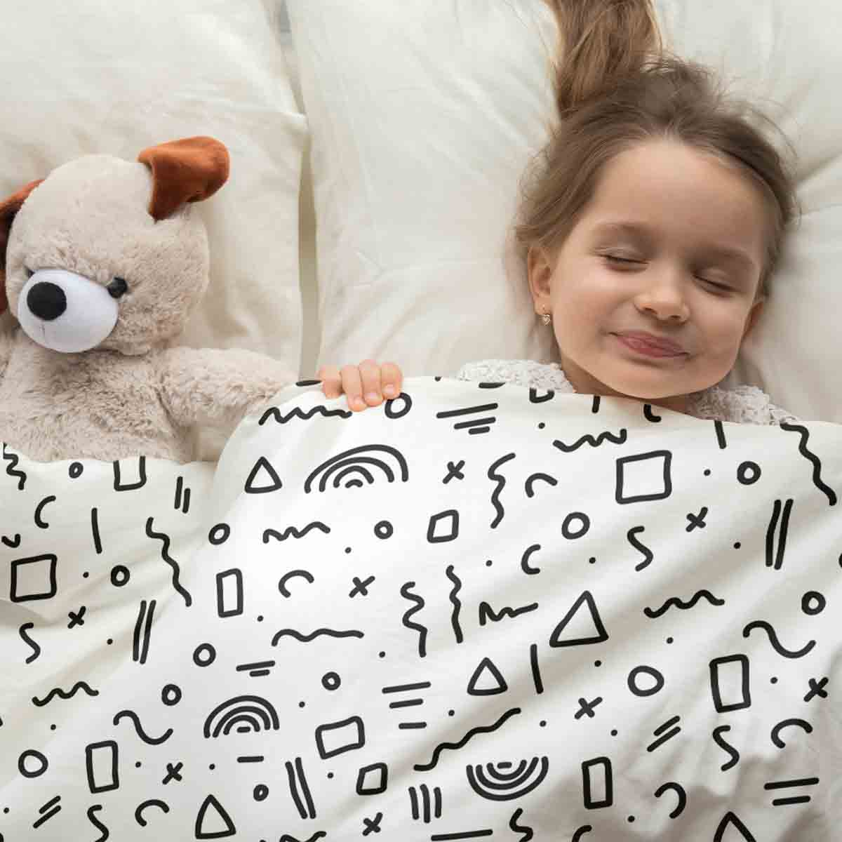 Couette thérapeutique ensemble de literie blanc avec formes en noir