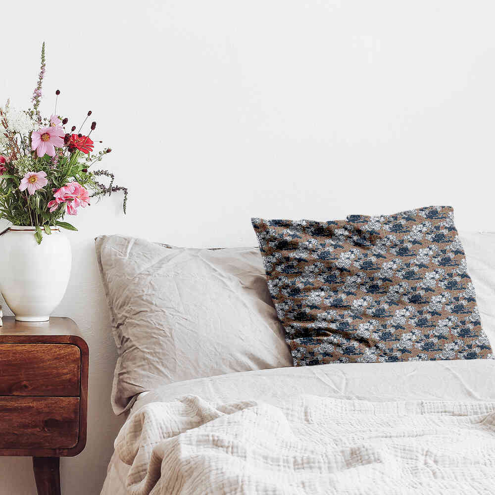 Health pillow with blossoms