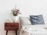 Health pillow with wavy pattern, blue.