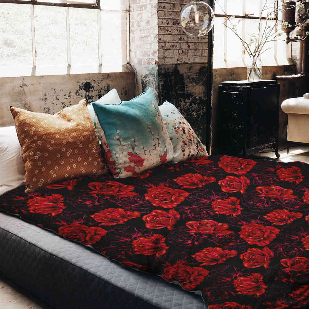 Therapy blankets bedding set black with red roses