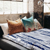 Therapy blanket bedding set, striped pattern.