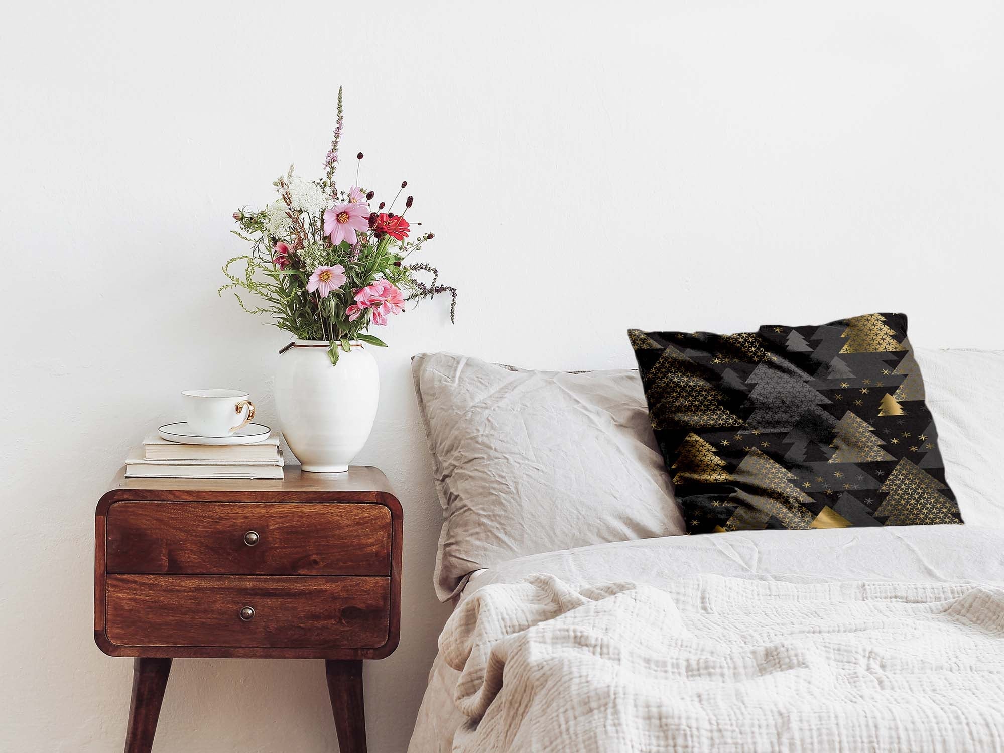 Health pillow with golden fir trees