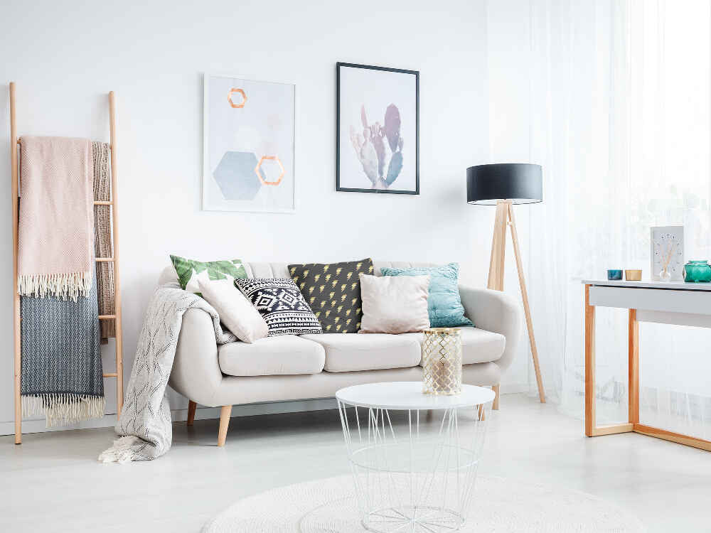 Health Pillow Black with Harry Blitz