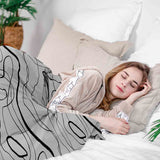 Therapy blanket bedding set with black snake lines