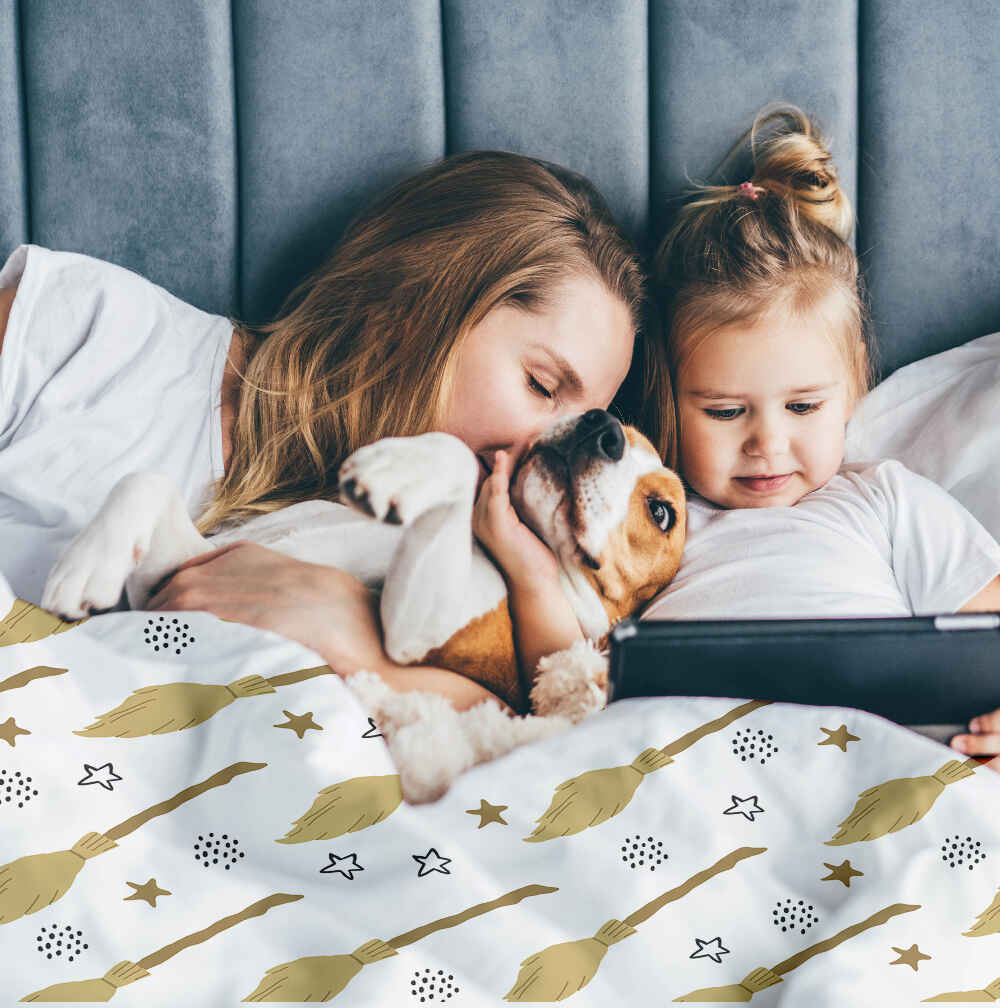 Therapy blankets bedding set white with Harry's broom