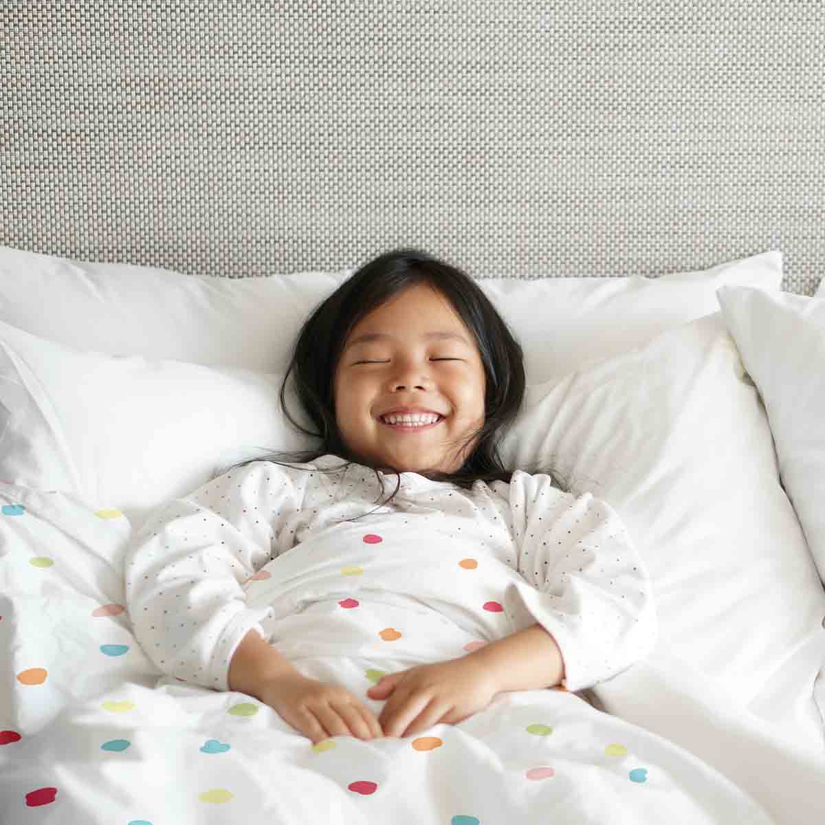 Therapy blankets bedding set dots colorful