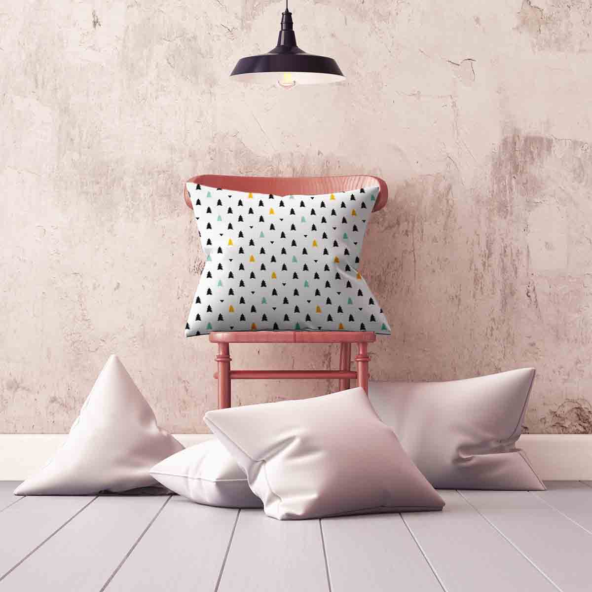 Coussin de santé blanc avec petits sapins