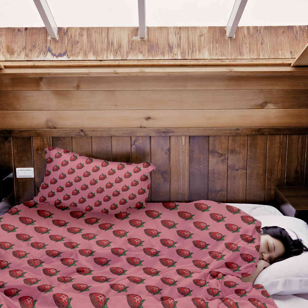 Ensemble de literie avec couverture thérapeutique rose avec fraises