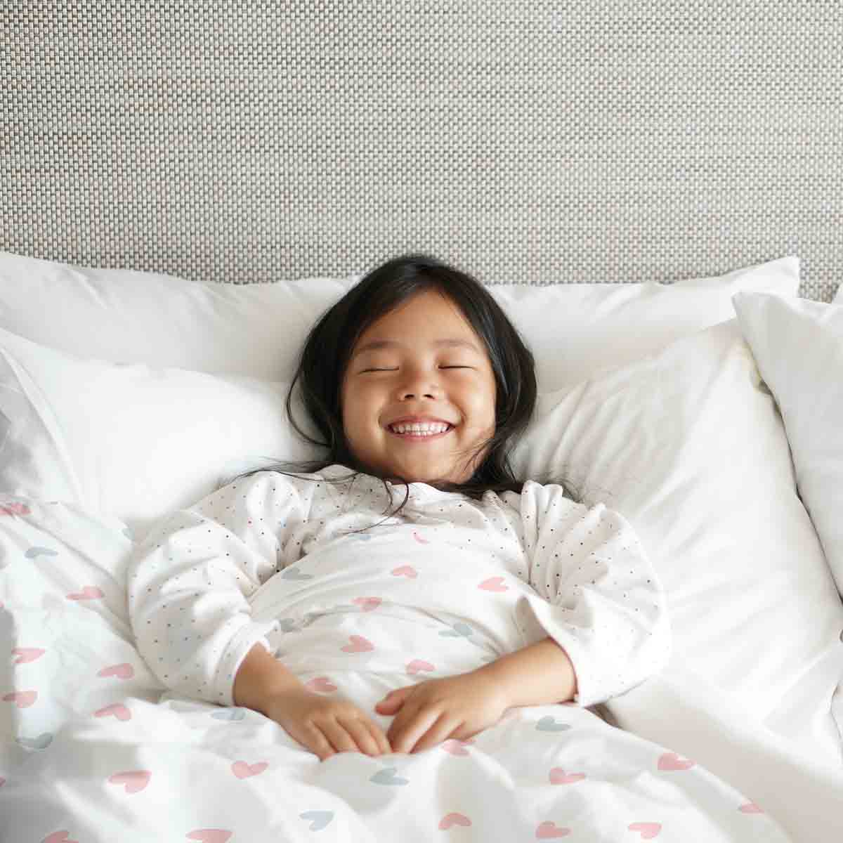 Couette thérapeutique Ensemble de literie blanc avec petits cœurs