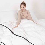 Therapy blanket bedding set with black snake lines