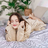 Therapy blanket bedding set, black radio waves.