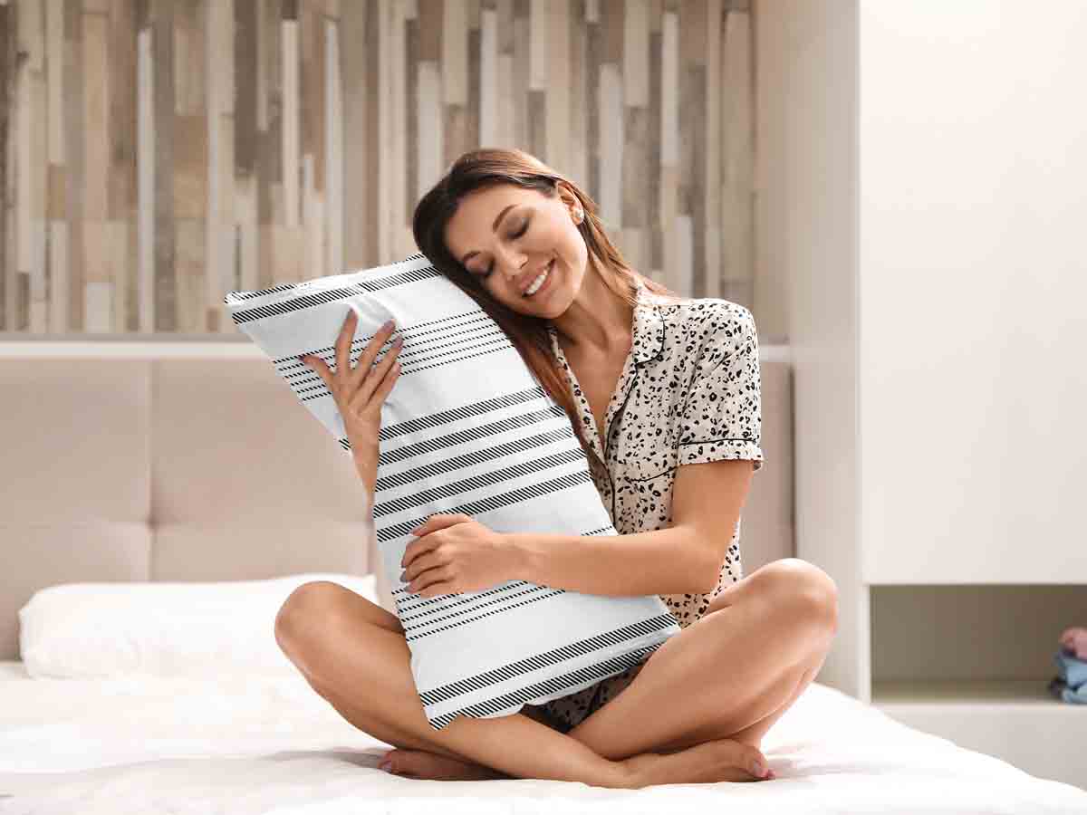 Coussin de santé gris avec des rayures épaisses et fines