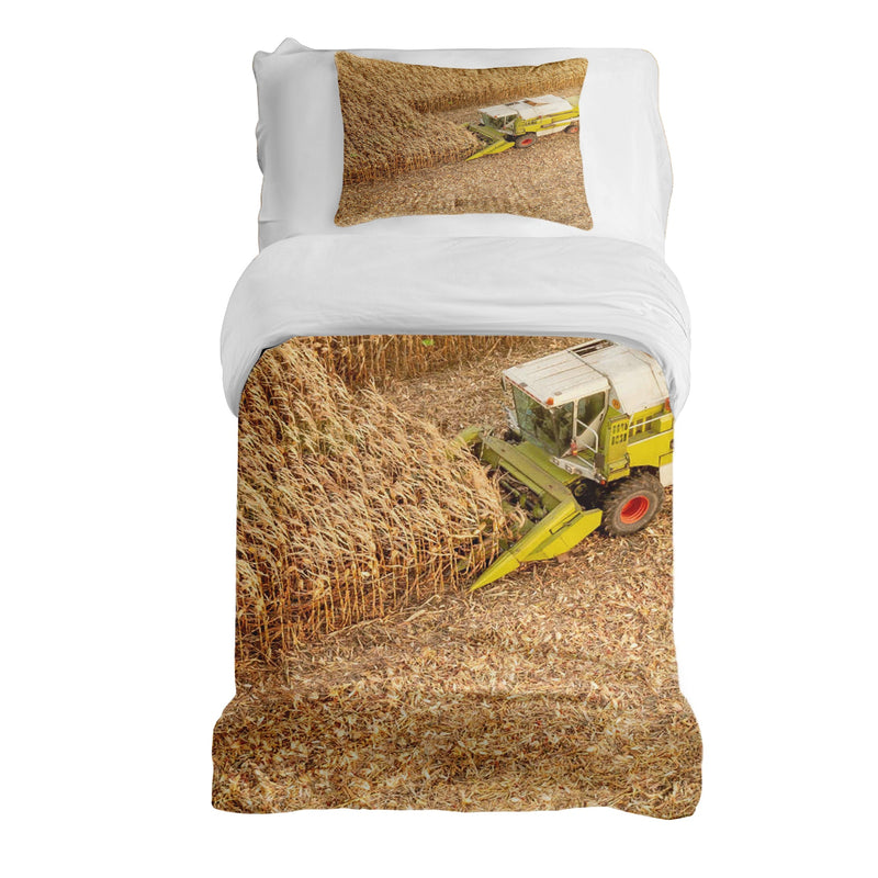 Therapy blankets bedding set tractor in field
