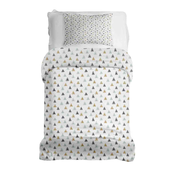 Therapy blanket and bedding set with small triangles