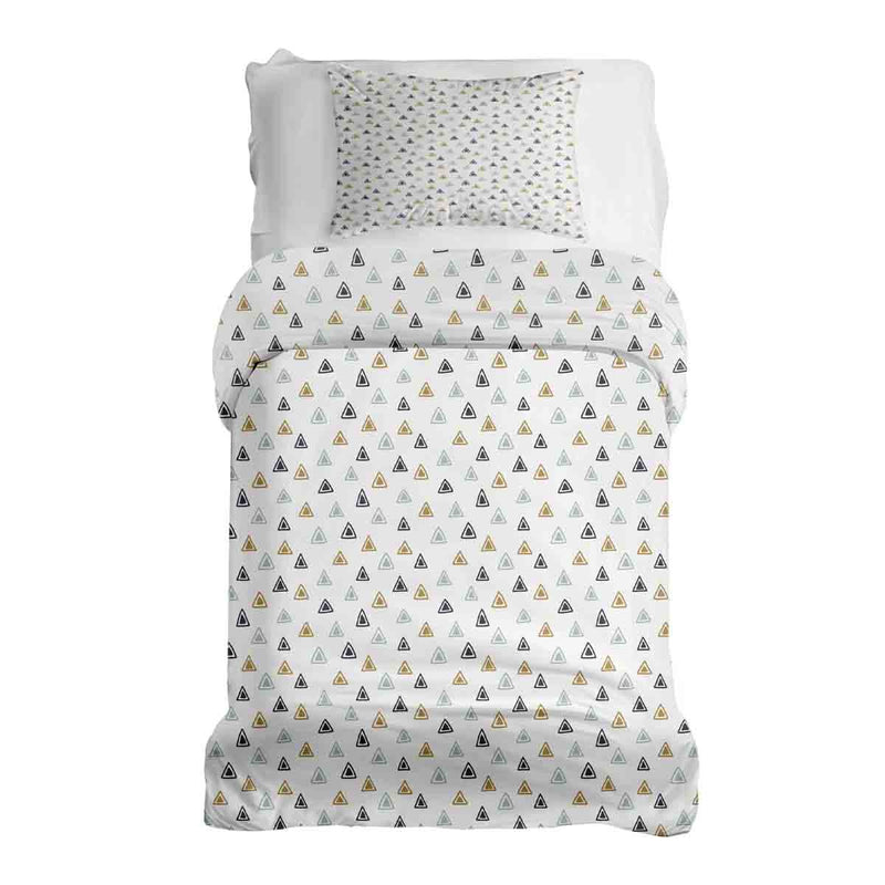 Therapy blanket and bedding set with small triangles