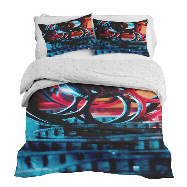 Therapy blanket bedding set with clockwork mechanism