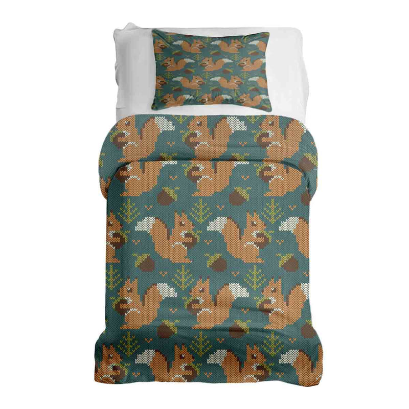 Therapy blanket and bedding set, green with squirrel.
