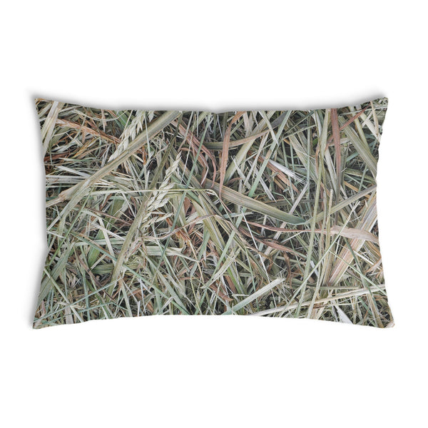 White health pillow with straw