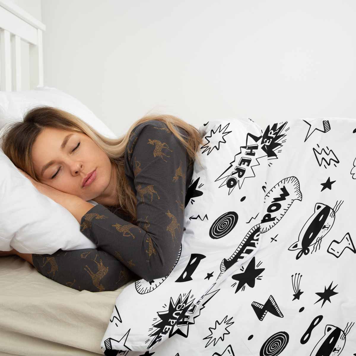 Therapy blankets bedding set white with superheroes