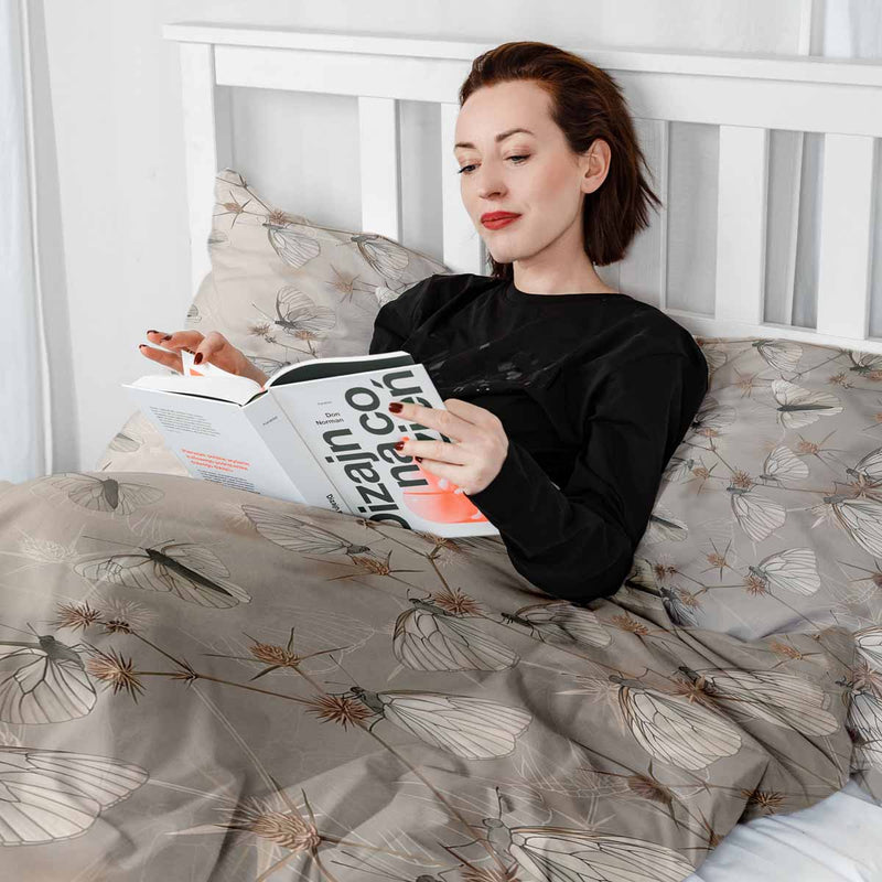 Therapy blanket bedding set, beige with moths.