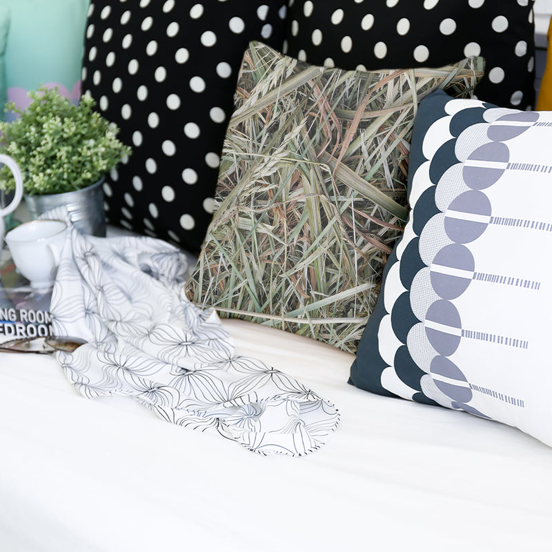 White health pillow with straw
