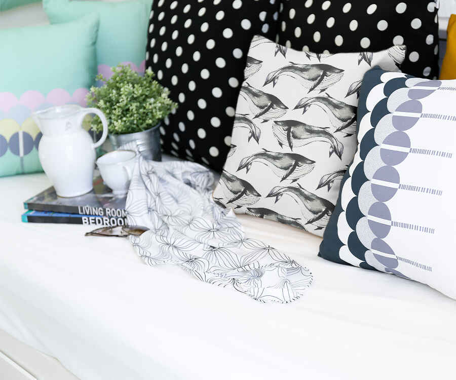 Coussin de santé baleine bleue noire