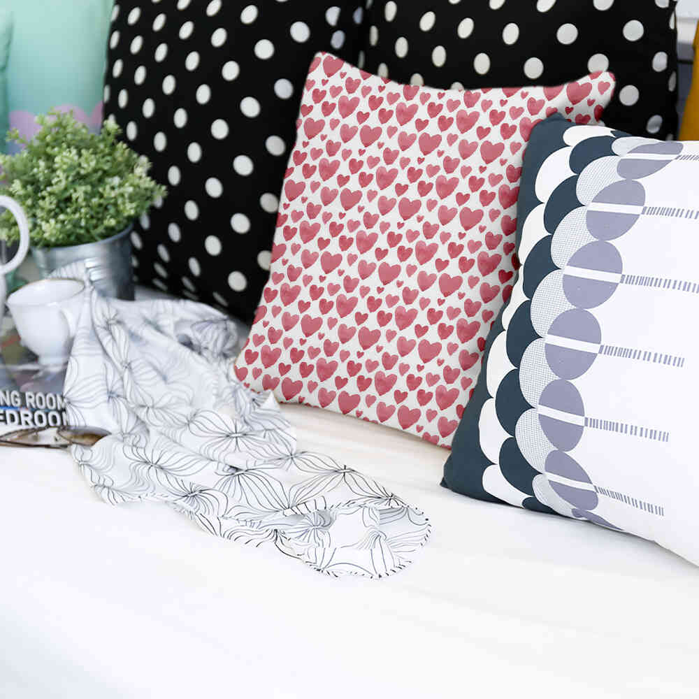 Health Pillow Red Hearts