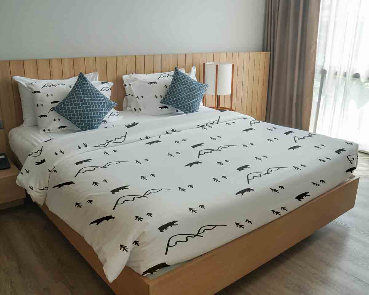 Original therapy blanket - cotton cover forest in Canada