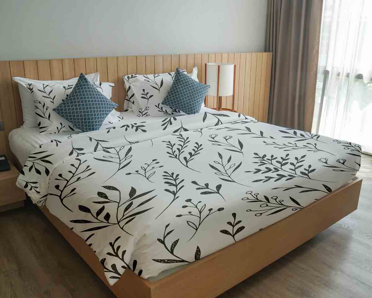 Couverture thérapeutique originale - Housse en coton blanc avec branches noires