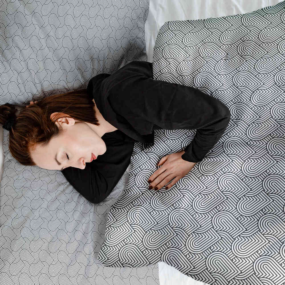 Couverture thérapeutique originale - Housse en coton gris cœurs géométriques