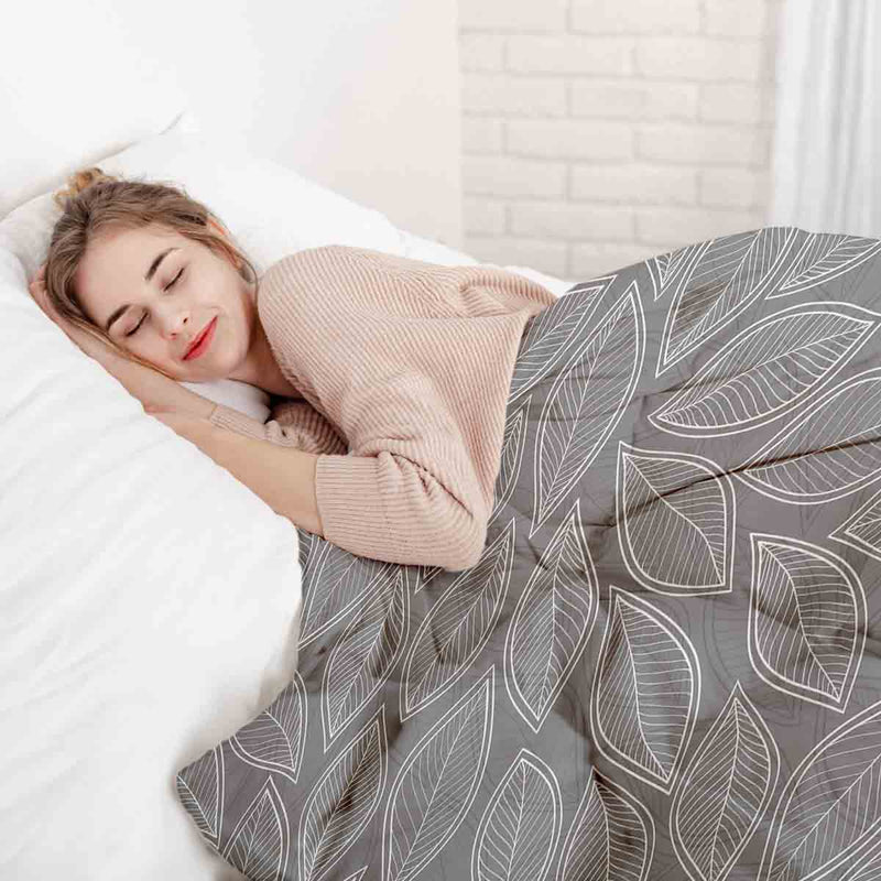 Therapy blankets and bedding set, grey with white palm leaves.