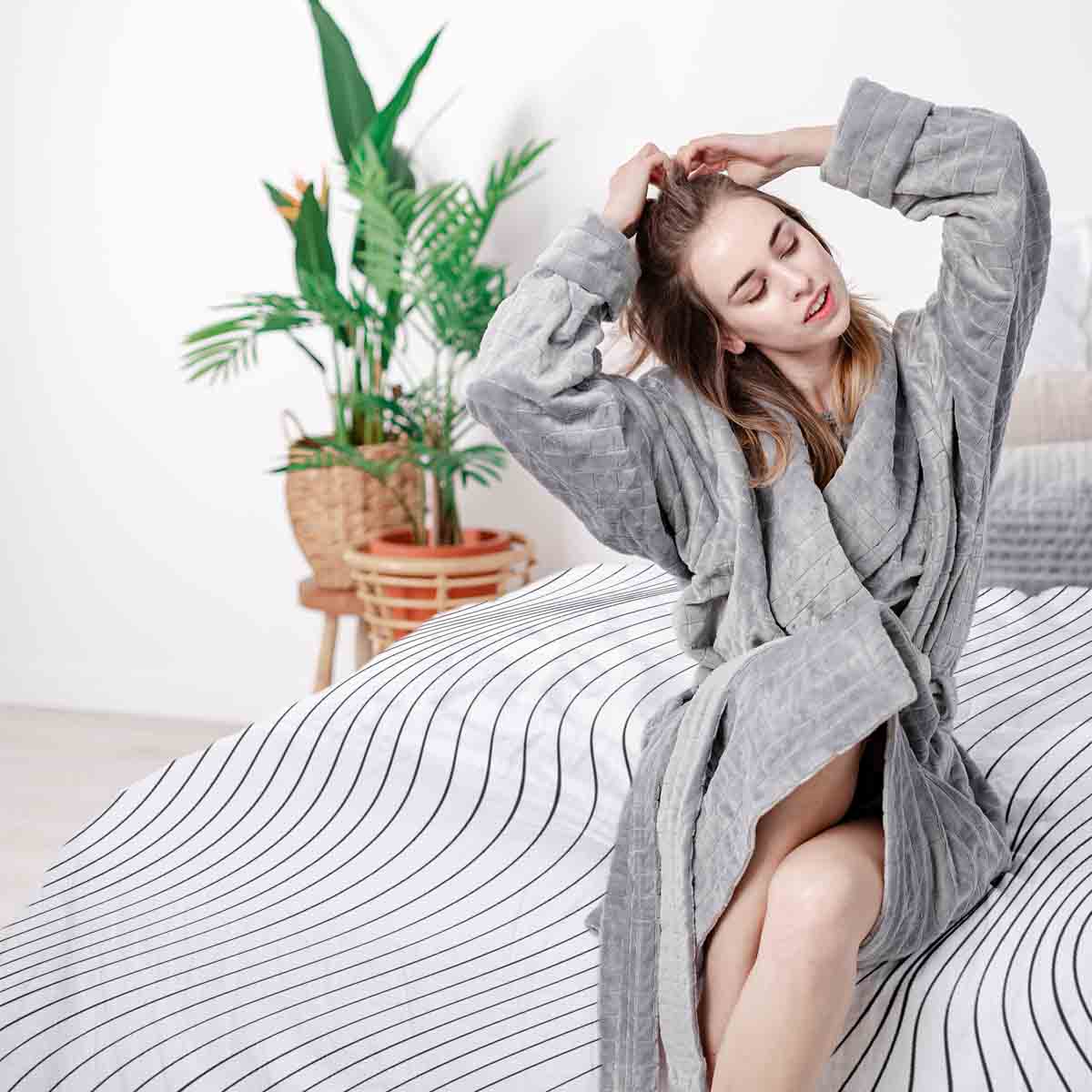 Therapy blankets bedding set black radio waves